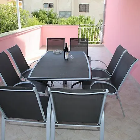 Apartman Ivic Croatia Vodice